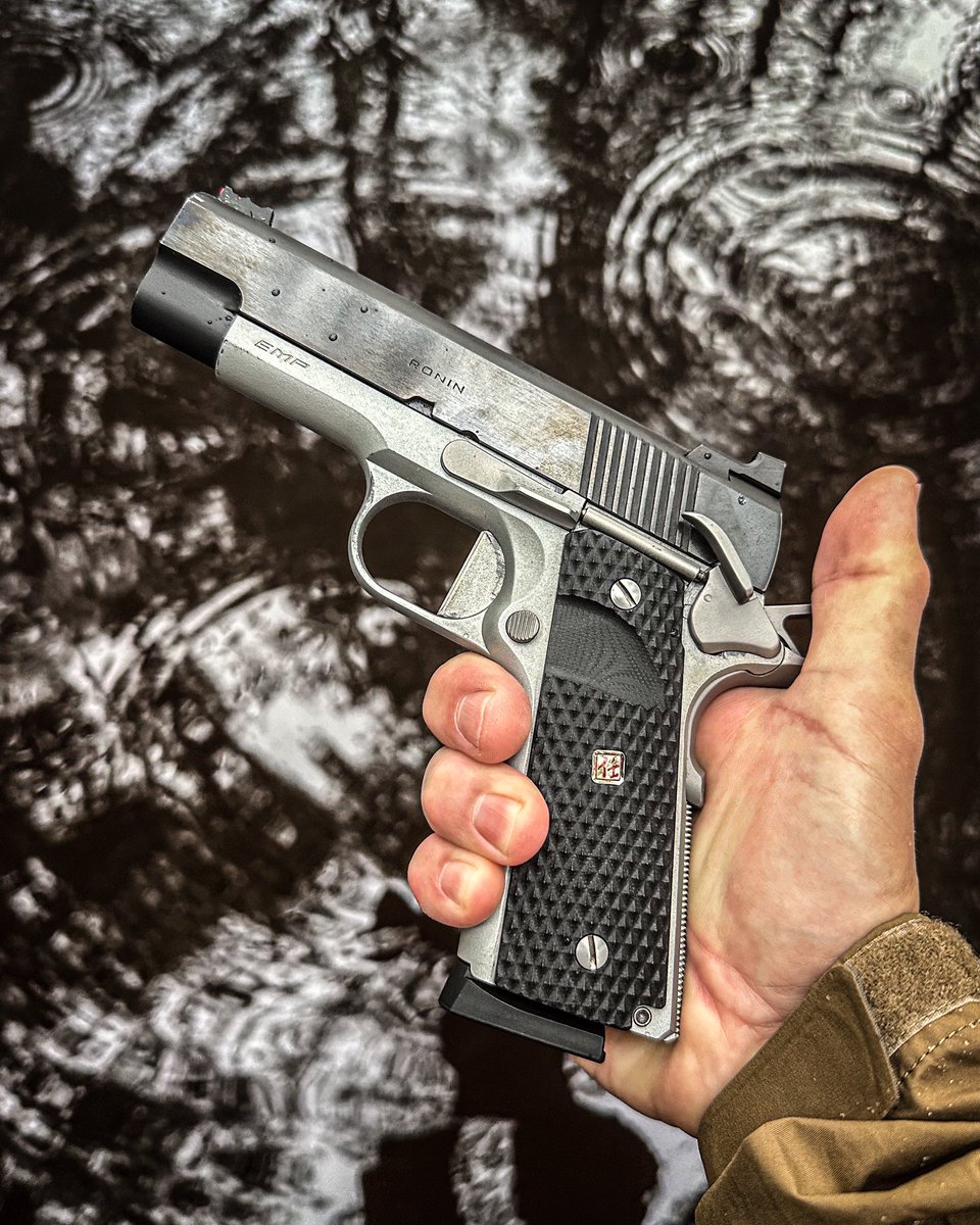 10-8 Performance tweet media