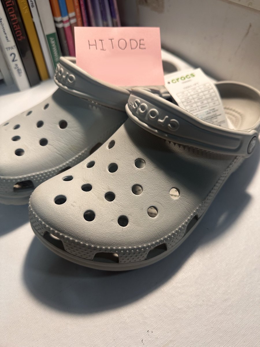 imn0thitode's tweet photo. ส่งต่อ CROCS Classic รองเท้าลำลองผู้ใหญ่ ไซส์ M7/W9 

📍เราไม่ได้ใส่แล้ว สภาพผ่านการใช้งานมาแล้ว ขอคนรับได้ไม่ซีเรียส ขอดูเพิ่มเติมdmมาเลย
💰 ราคา 750 รวมส่ง ลดได้อีกค่ะ (เราได้มาในราคา 2190 บาท)

#ส่งต่อรองเท้า #ส่งต่อcrocs #crocsมือสอง #ส่งต่อcrocsมือสอง #ส่งต่อรองเท้าcrocs https://t.co/VsZo7GkBdd