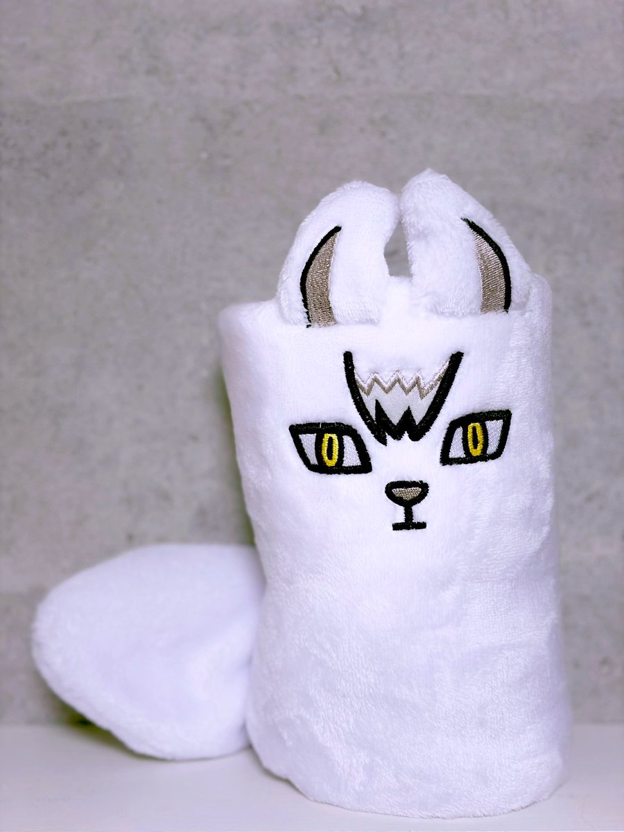 まるこ tweet media