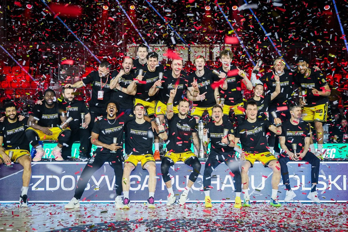 Karol Wasiek tweet media