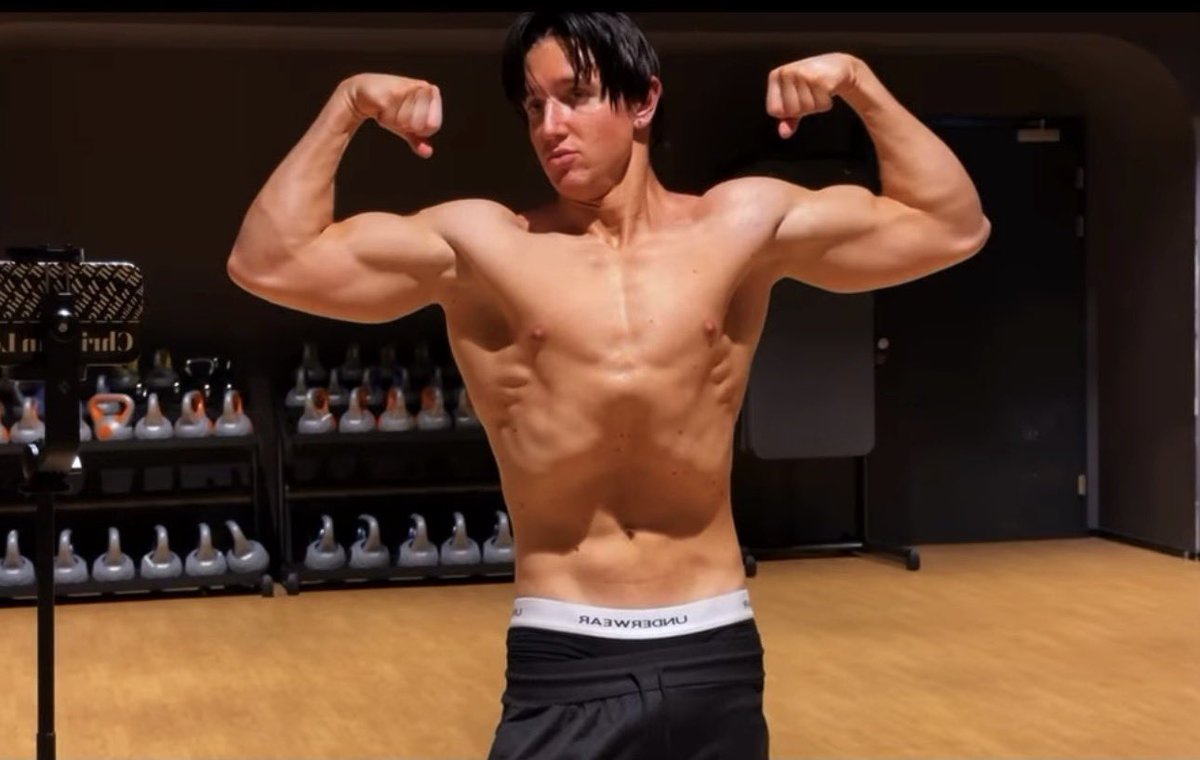 Christian Levine tweet media