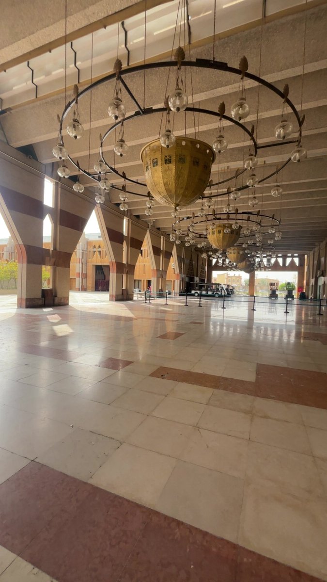 زَيْنَب tweet media