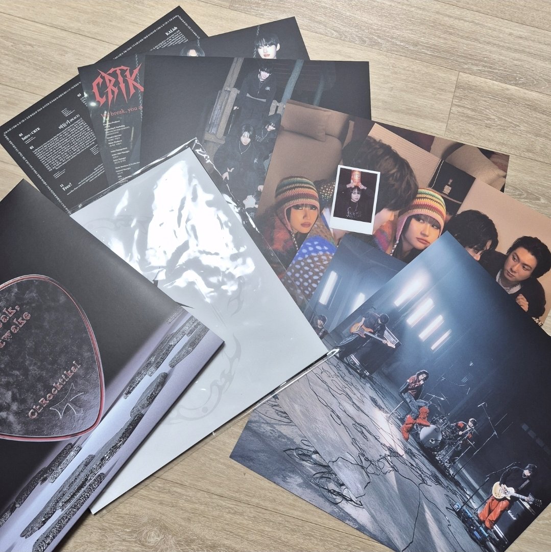 LP 도챡
<a href="/dc7_jcot/">제티</a> 슬리브 고마워! LP판 종이커버째로 두 개도 거뜬히 들어가고 좋으당