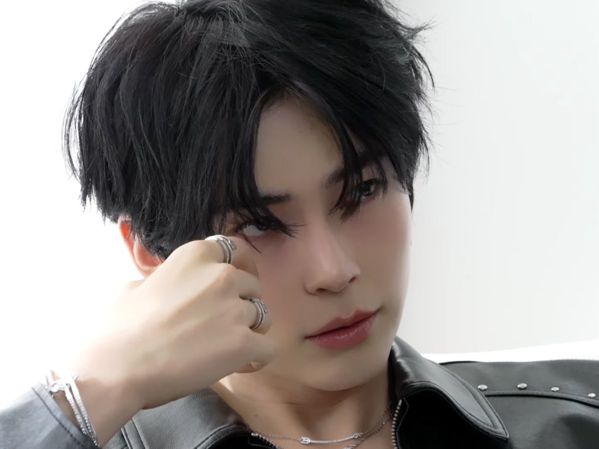 성한빈 얼굴 tweet media