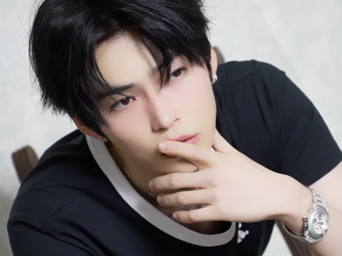 성한빈 얼굴 tweet media