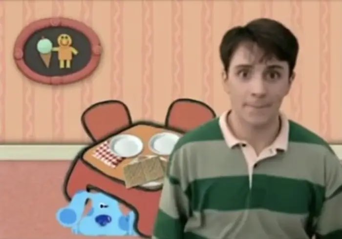 halcyonashy's tweet photo. ive been thinking for days kung sino yung kahawig ni heath and NOW I FINALLY FIGURED IT OUT 😭

IT’S THE OLD STEVE FROM BLUE’S CLUES https://t.co/mKFmuIKcd1