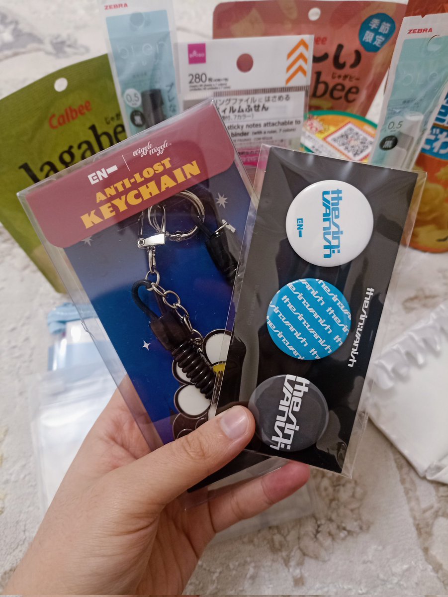 ENikitty tweet media