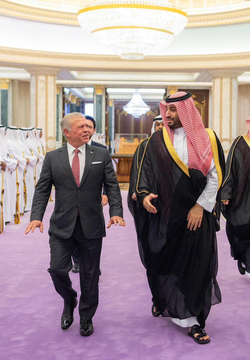 𝐃𝐫. 𝐀𝐥𝐢 𝐁𝐚𝐭𝐚𝐢𝐧𝐞𝐡 tweet media