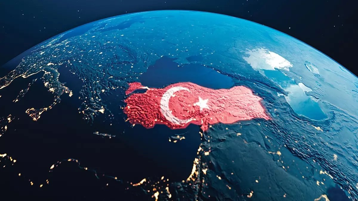 🇹🇷 Evet. Türkiye belki bölgesindeki ABD, Rusya, İsrail, vb. nükleer güçler gibi patlayıcı kas gücü sayesinde daha ilk rauntta savaşı kazanamıyor.

Ama Türkiye, aklı ile kaslarını birleştirip; önce oyunu bozuyor; sonra da mücadele uzasa da, ilk rauntları geride kapatsa da, son