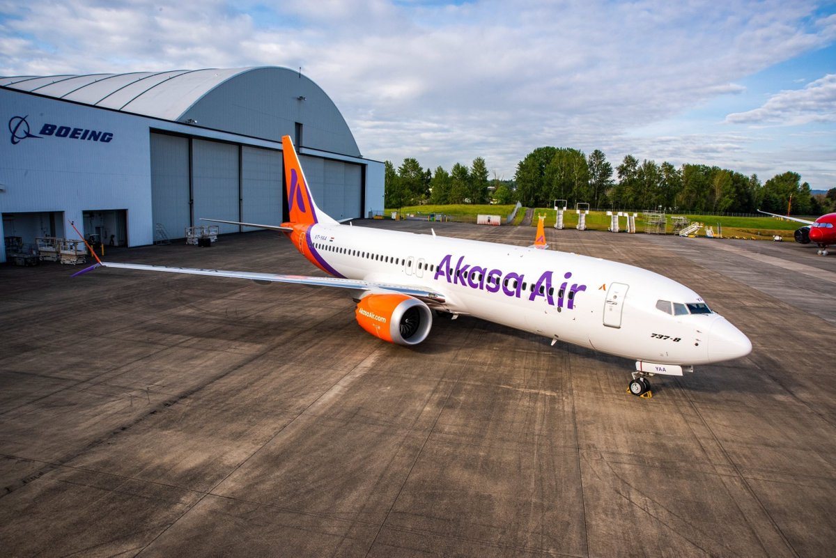 AviationAll_'s tweet photo. Akasa Air's On a Roll!👀🇮🇳

🔸 Aircraft Inducted by Akasa in 2025 : 5⃣
🔸 Aircraft Inducted by Akasa in the 1st 60 Days of 2026 : 4⃣

If Things Go as Planned, by late-April, Akasa Air will Add 3 More Aircraft✈️ https://t.co/fcCr5PsbcL