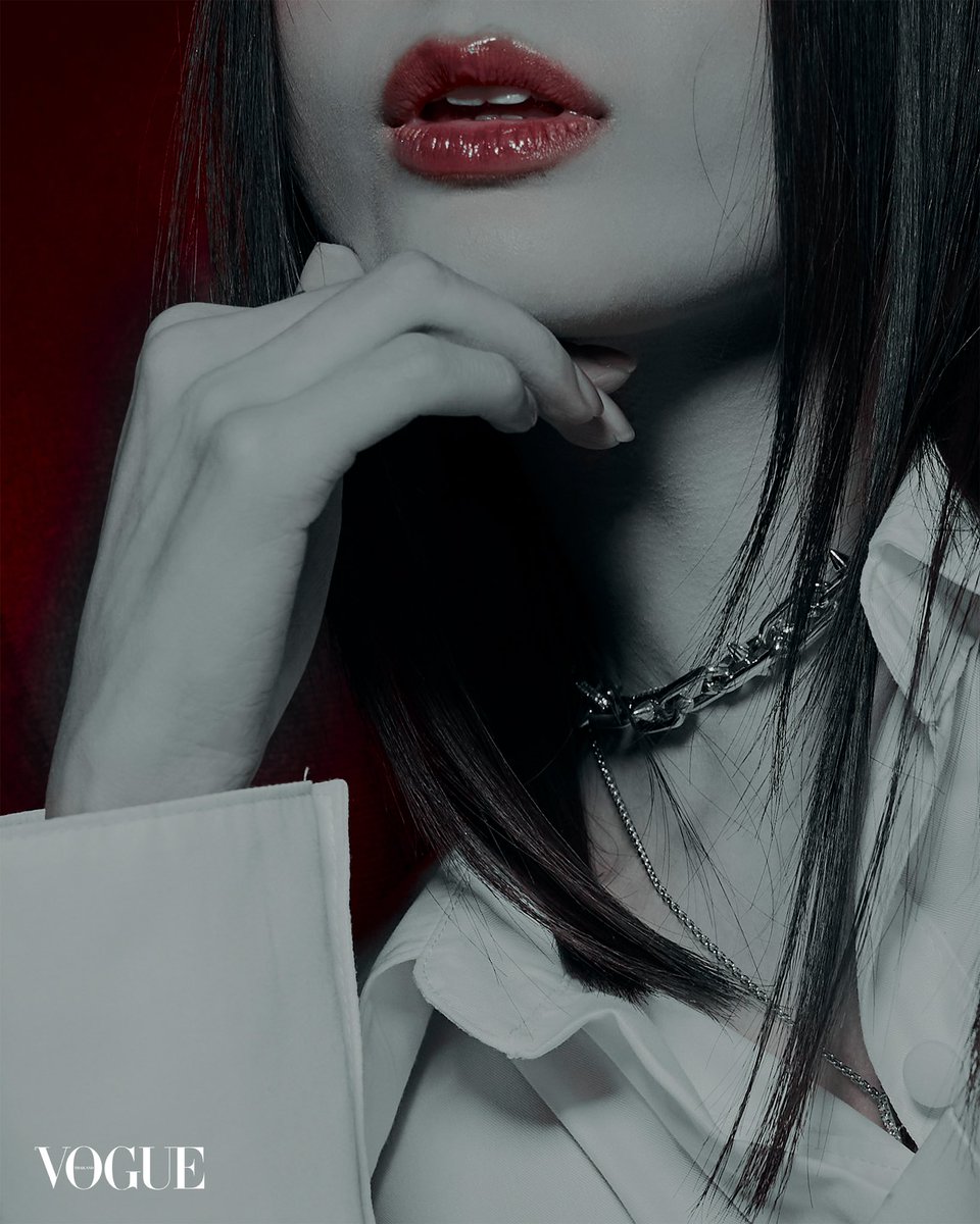 #VogueExclusive เปิดอัลบั้มภาพเอ็กซ์คลูซีฟของ ‘เบ็คกี้-รีเบคก้า’ <a href="/AngelssBecky/">Becky Armstrong</a> ในบทบาท ‘แนนโน๊ะ’ ก่อนงานฉายรอบปฐมทัศน์ของซีรี่ส์เรื่อง ‘เด็กใหม่ The Reset’ ที่นำเสนอกลิ่นอายความโดดเด่นของตัวละครและพร้อมสำหรับการเริ่มต้นบทใหม่ของตัวละครหญิงในซีรี่ส์ที่เป็นไวรัลมากที่สุด