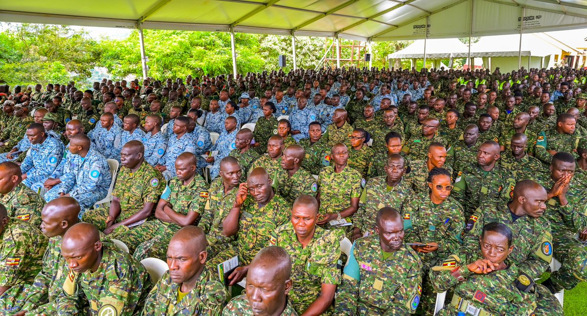 StateHouseUg's tweet photo. 15th Annual @MODVA_UPDF Tarehe Sita Thanksgiving Moments.

📍 Ministry of Defence Headquarters, Mbuya
📃 Tarehe Sita Thanksgiving Breakfast

H.E. the President and Commander-in-Chief, accompanied by the First Lady, joined UPDF leadership, officers and men, and invited guests in prayer and gratitude.
