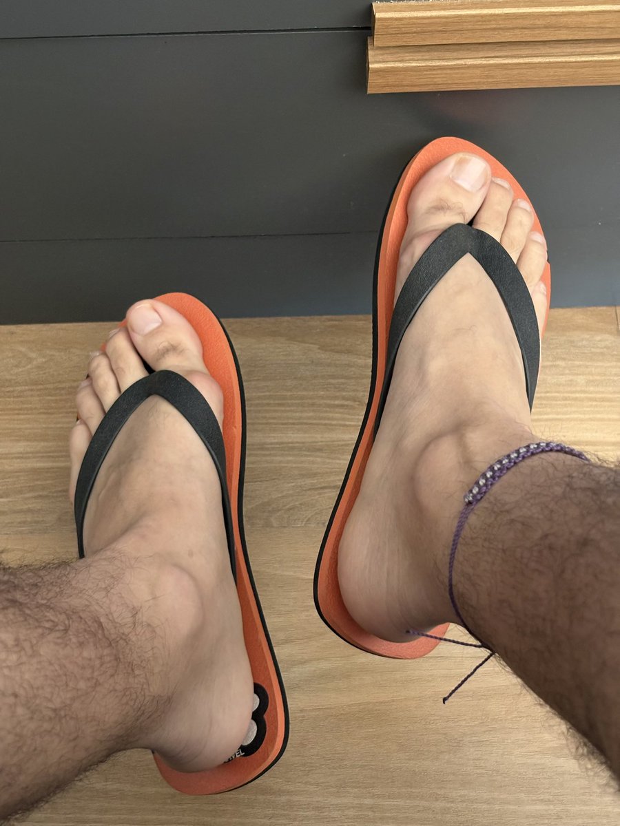 nathansayago's tweet photo. Se acaba el verano👣 https://t.co/KW0uEm30Mb