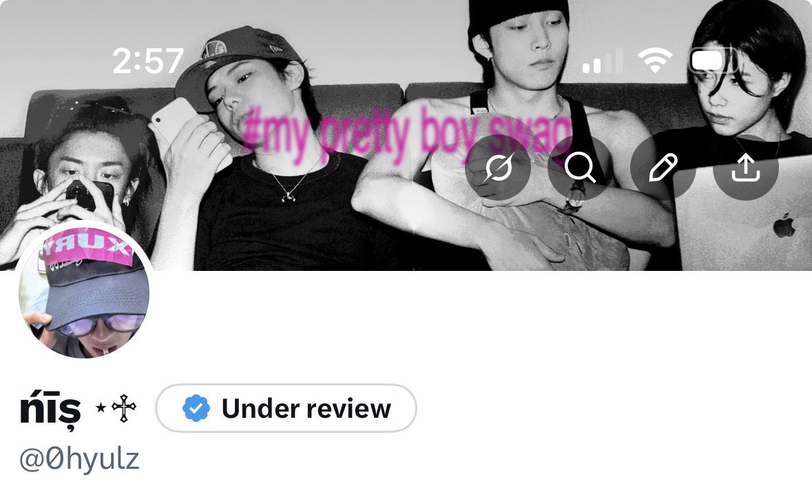 new layout!! 

header by : <a href="/216dollars/">richer.</a>