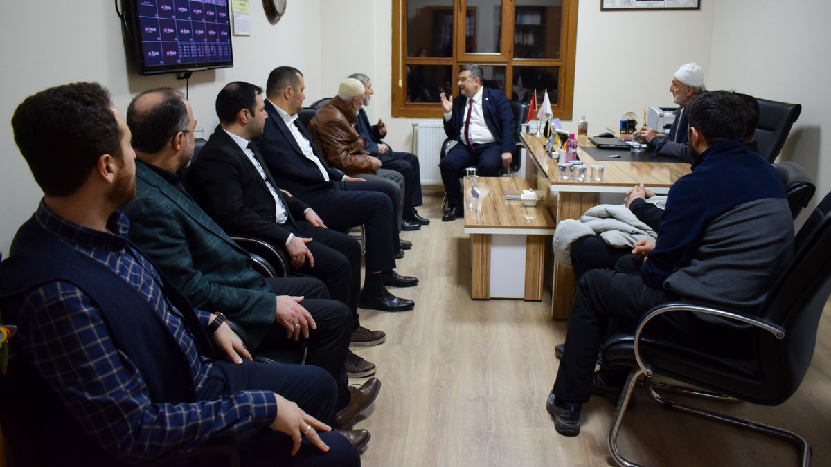 Türkiye Diyanet Vakfı Genel Müdür Yardımcısı Sayın Fatih Kayacan, Hacı Fahri Kulu İlahiyat Yurdumuzu ziyaret etti.