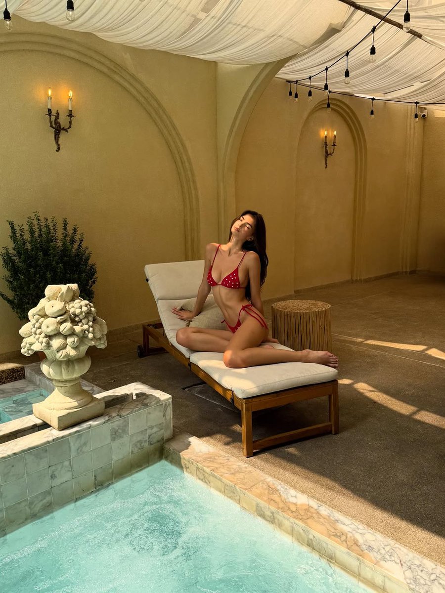 Holiday never ended 👙