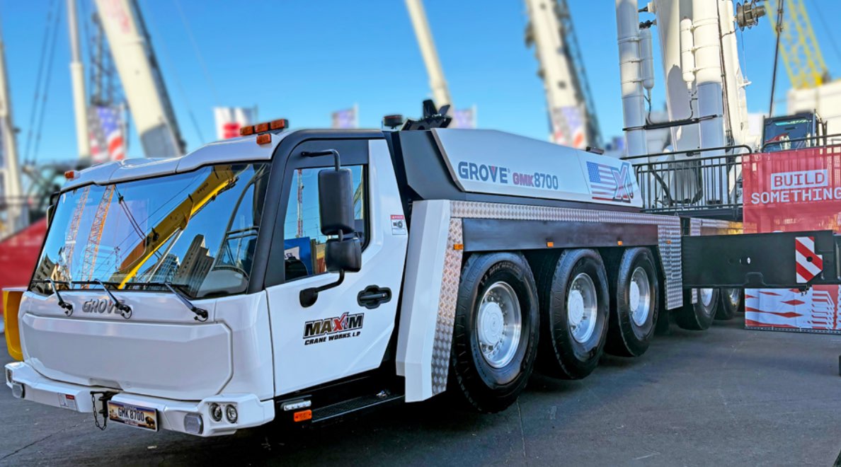 noticiasmaquina's tweet photo. Grove presenta su nueva grúa todoterreno insignia en CONEXPO-CON/AGG https://t.co/o5kJAkHnPu #CONEXPOCONAGG2026 #ELEVACIÓN #GMK8700 #grove #gruas https://t.co/5DNluh1HI7