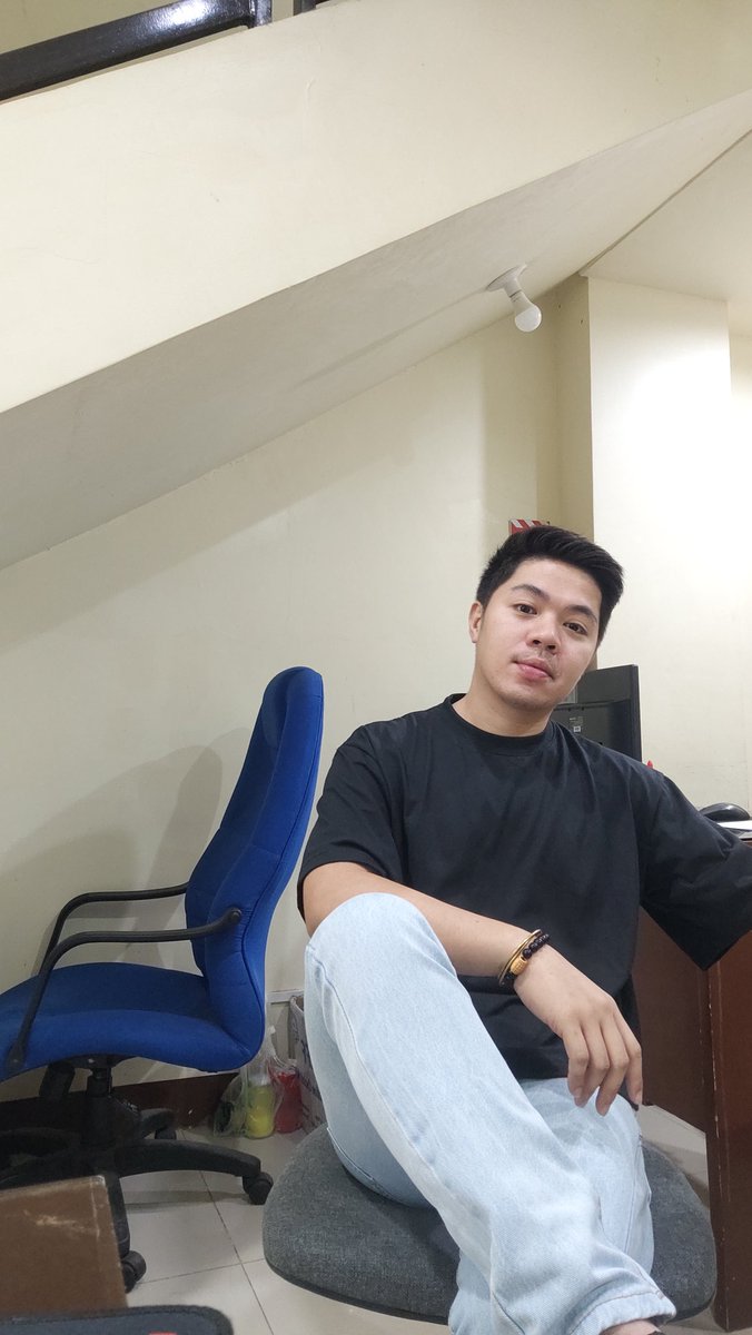 JohnPatinga24's tweet photo. Mukhang pa chubby na tayo😊 https://t.co/MfJ6Lj6kPP