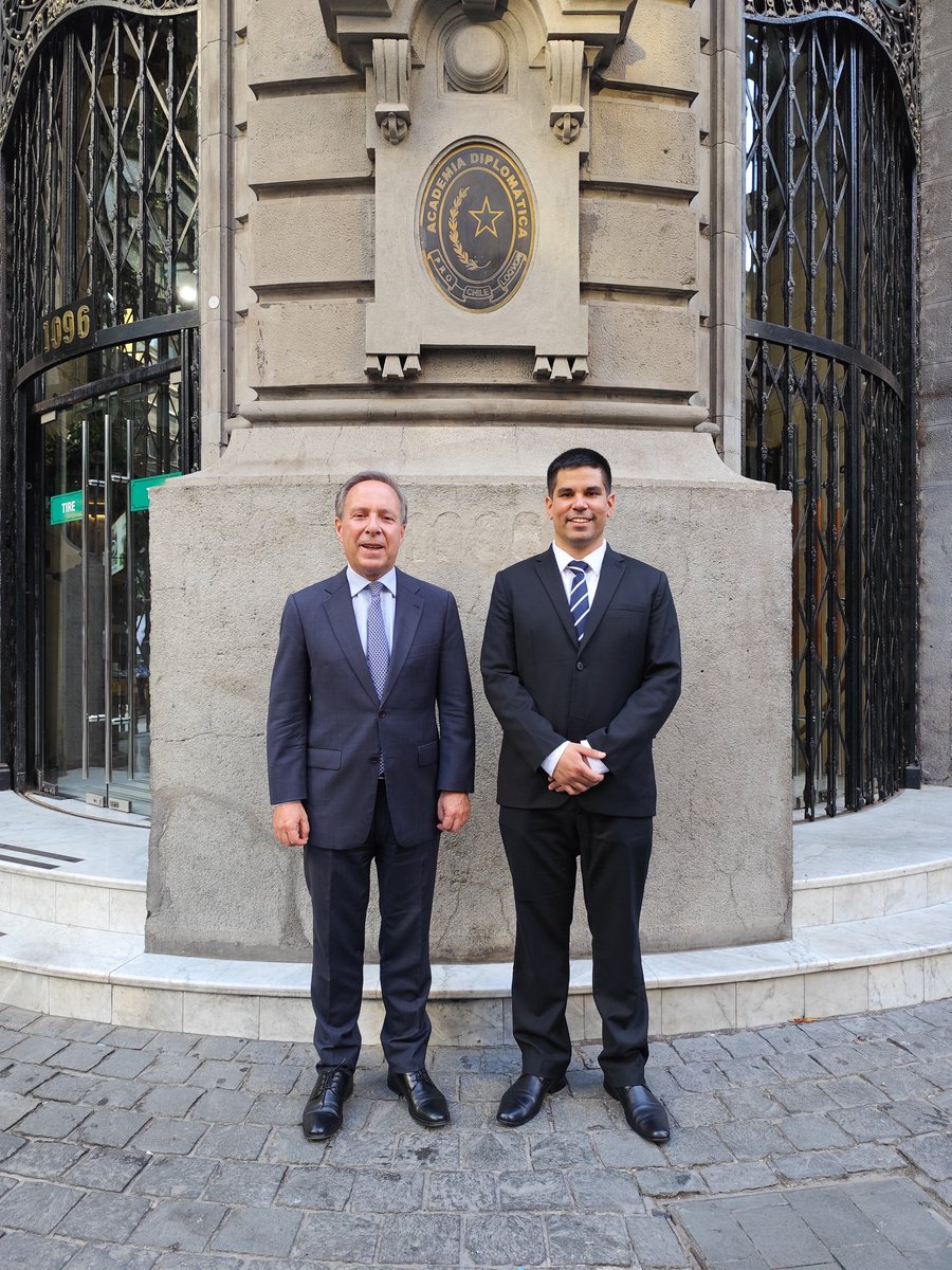 Academia Diplomática de Chile tweet media