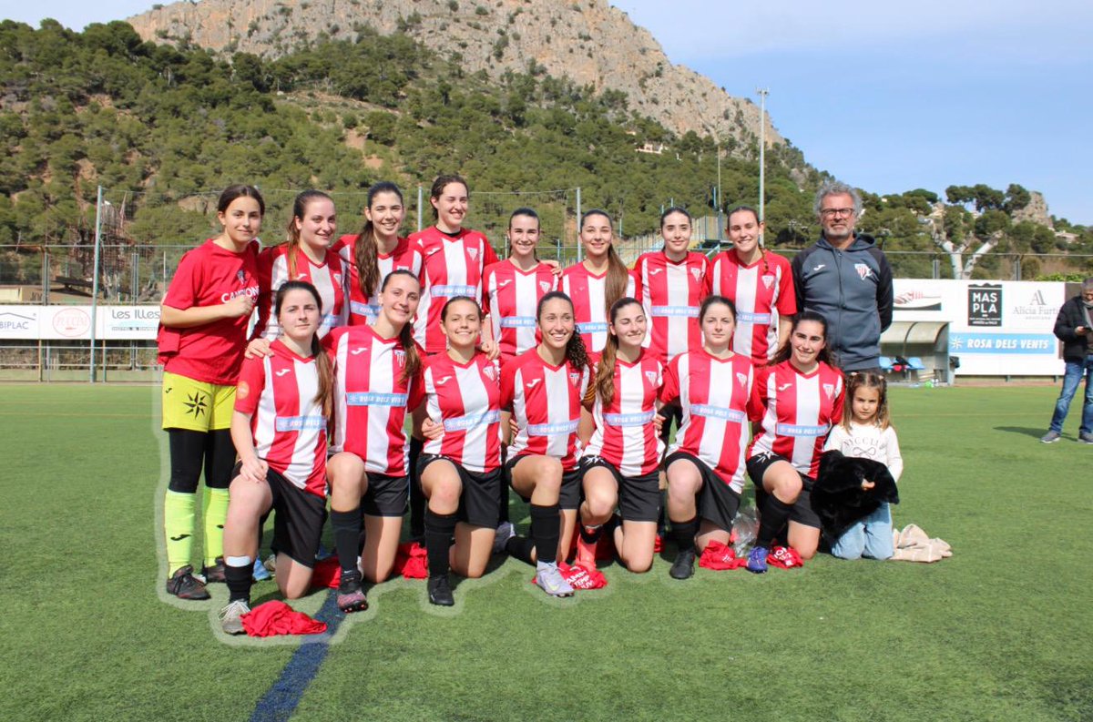 AjTorroella's tweet photo. 🏆💙 ENHORABONA, CAMPIONES!
El Juvenil femení de l’UE l’Estartit és campió de lliga de 2a divisió grup 1!
💜⚽️Aquesta setmana del #8M, orgull immens del talent esportiu femení del nostre municipi.
#SomEsport #SomlEstartit https://t.co/EPtxZF2K7b