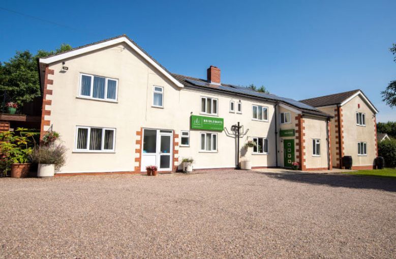 TheBBDirectory's tweet photo. Gift Vouchers Available for Bridleways Guest House in Nottinghamshire.
Why not treat a loved one to a stay at Bridleways Guest House & Holiday Homes in Nottinghamshire.
https://t.co/qjiIXHpxiK
#BridlewaysGuestHouse #Nottinghamshire #GiftVoucher #PerfectPresent #Getaway https://t.co/Yvn9QNLgYm