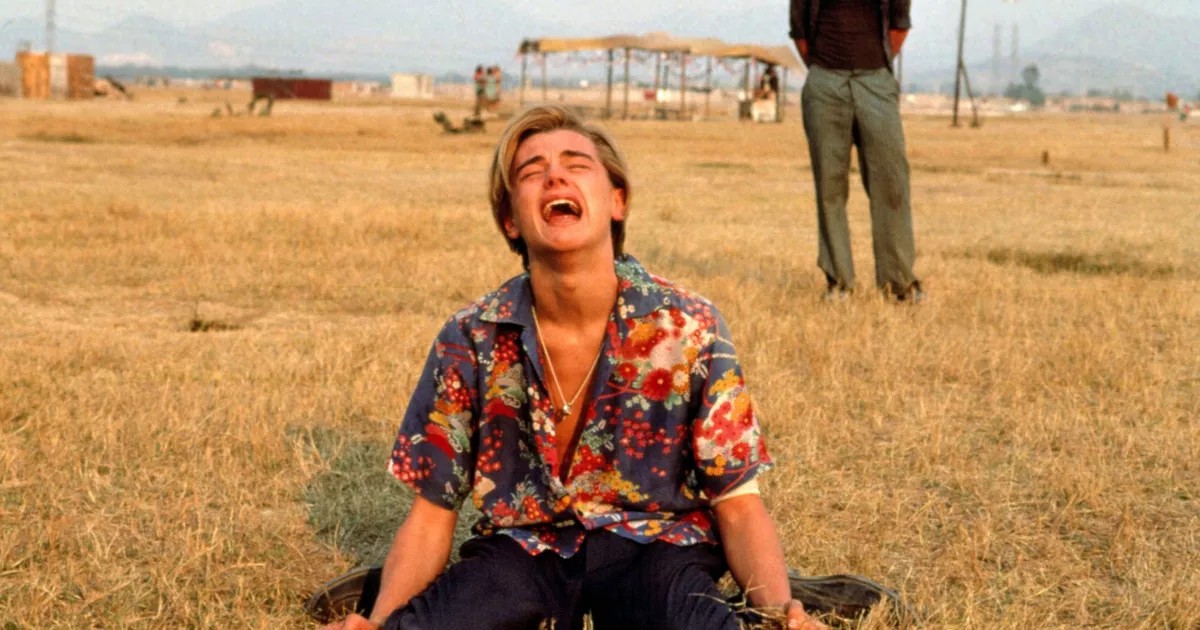 "Les français sont antisémites ! Je pars en Israël !"
"On paye trop d'impôts ! Je pars à Dubaï !"
"Il n'y a pas d'avenir ! Je pars au Qatar !"

... A few moment later...

"Venez nous chercher !! On veut revenir !! Rapatriez nous !!"