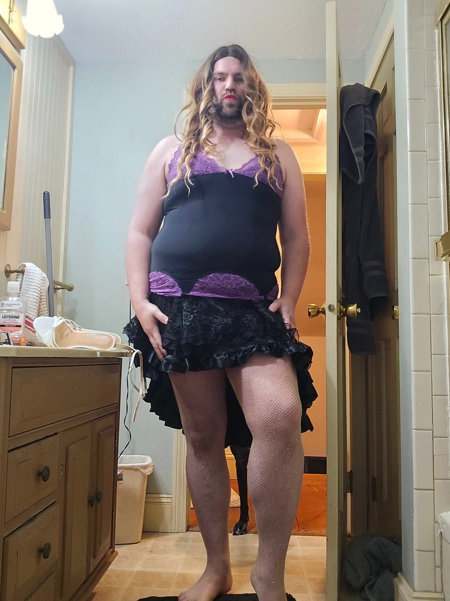 domtricia's tweet photo. Miss sissy Erica , who is taking is place? https://t.co/R49LIzNKoa