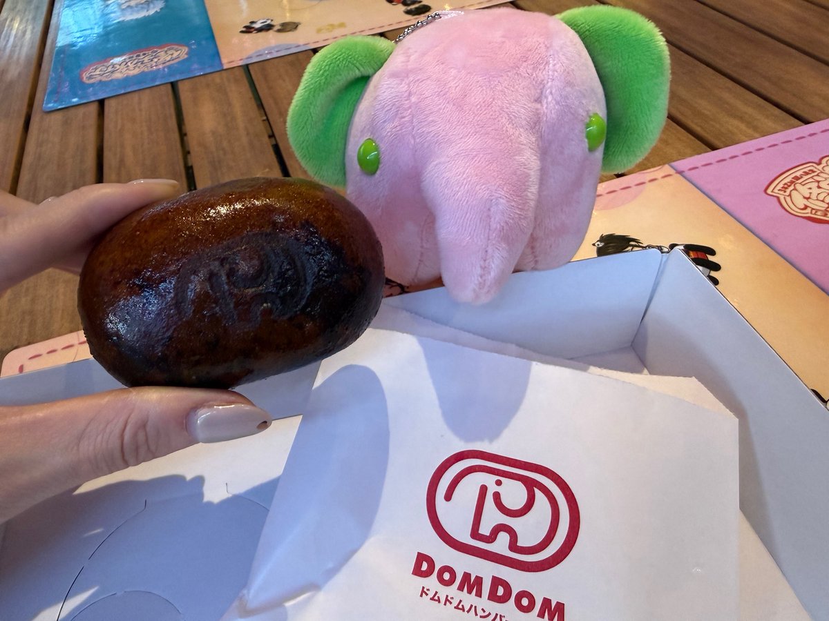 しずく tweet media