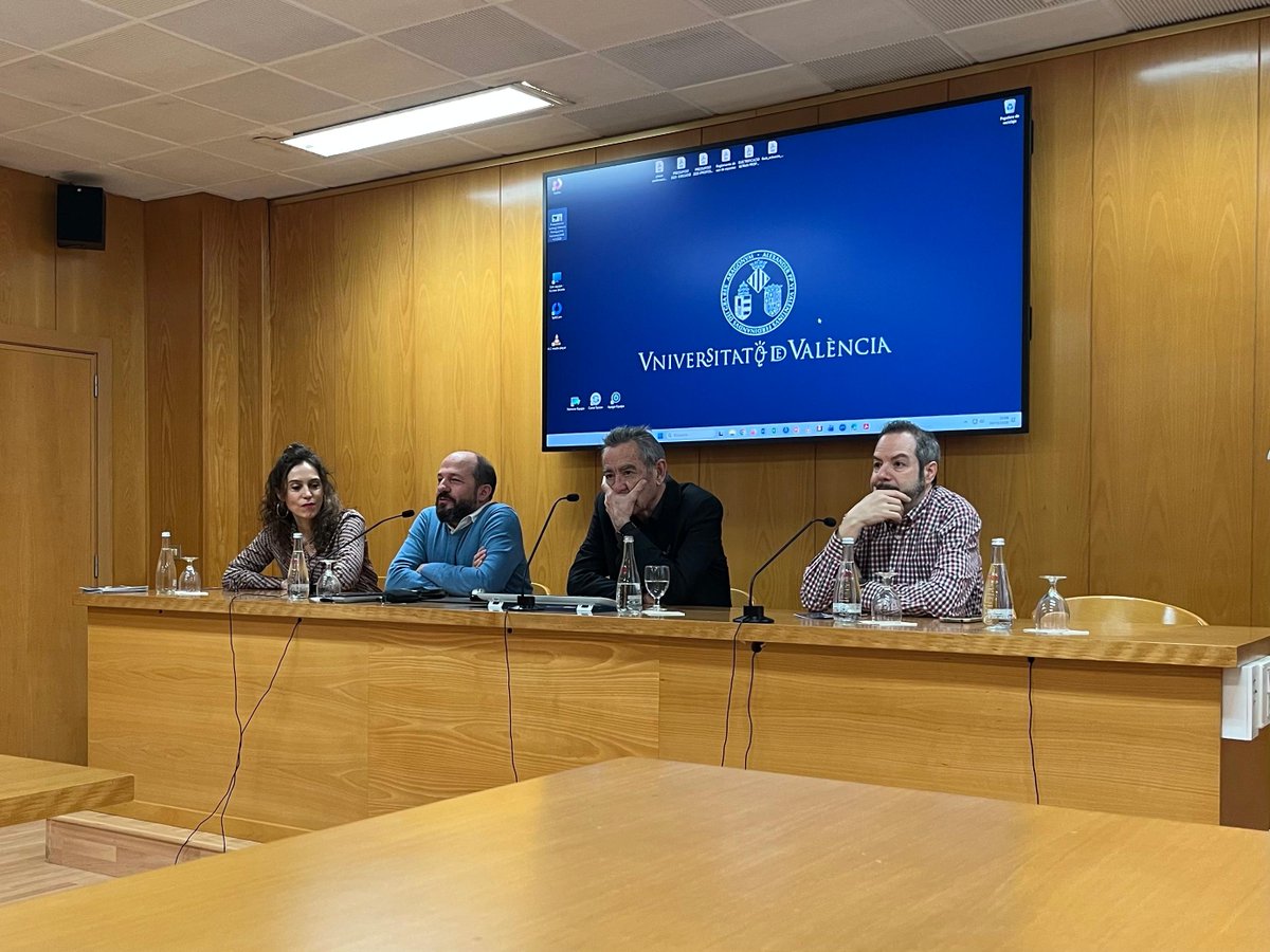 toni_contemp tweet media