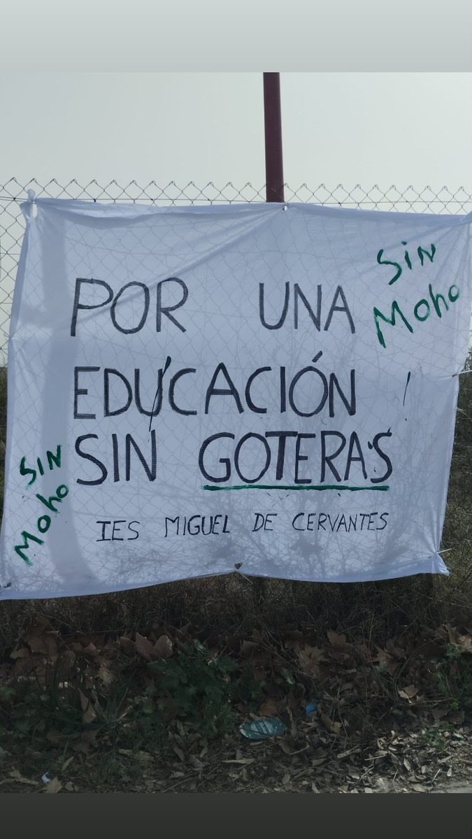 Asamblea Menos Lectivas #SalvemosLaPública tweet media