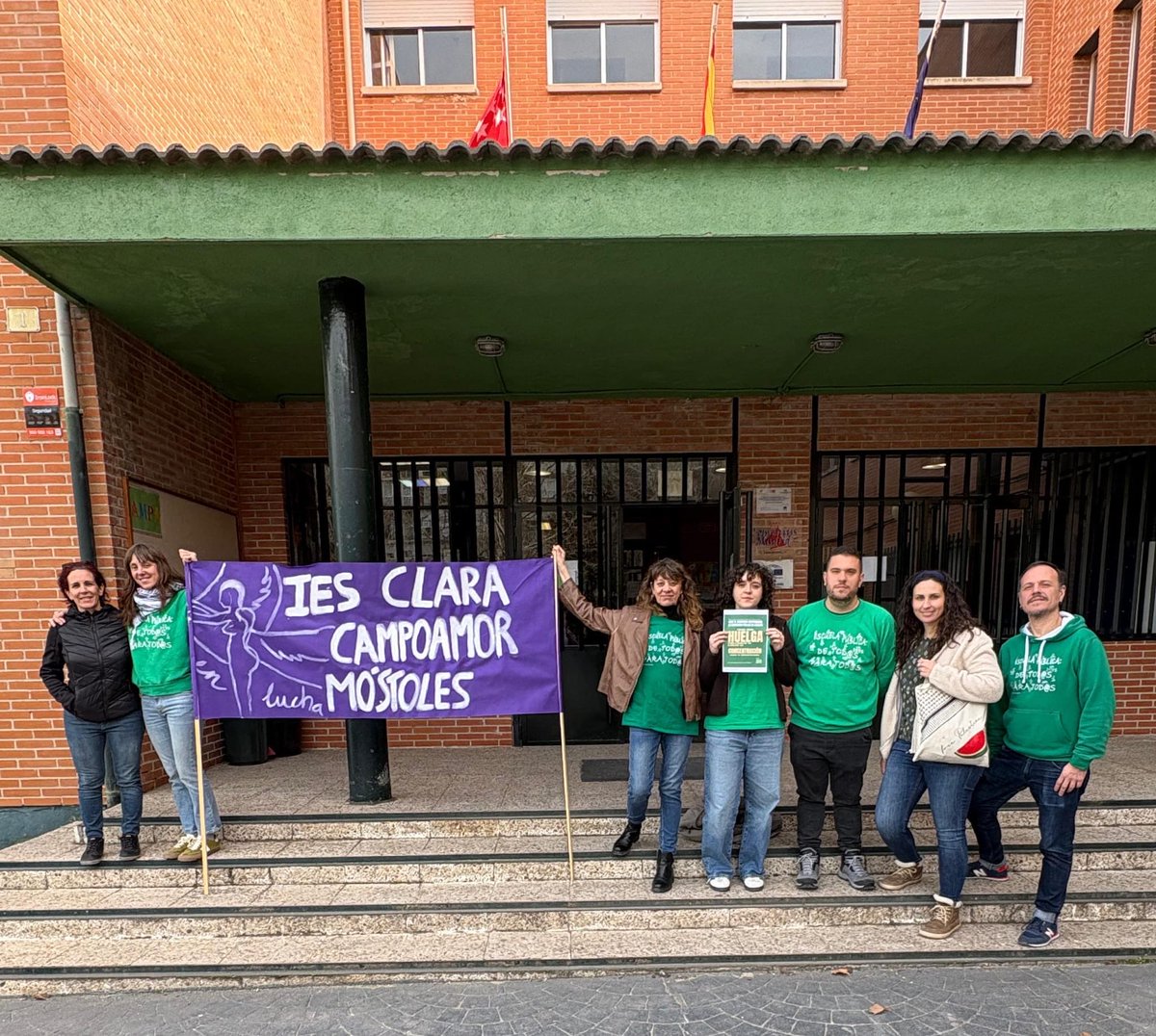 Asamblea Menos Lectivas #SalvemosLaPública tweet media