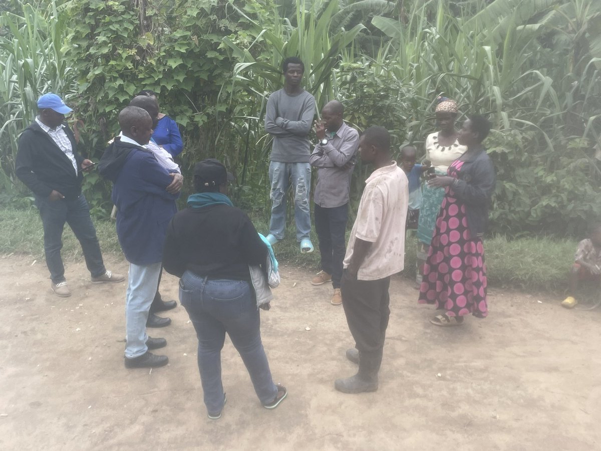 RBI_rw's tweet photo. Today, in partnership with #RCCDN #GLR and #TerraFund we have started #Land identification for #restoration
We are now in Kamuyaga village #BonezaSector in #Rutsiro https://t.co/g9xyVePZTu
