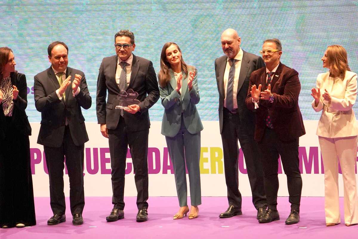 HospitalLaFe tweet media