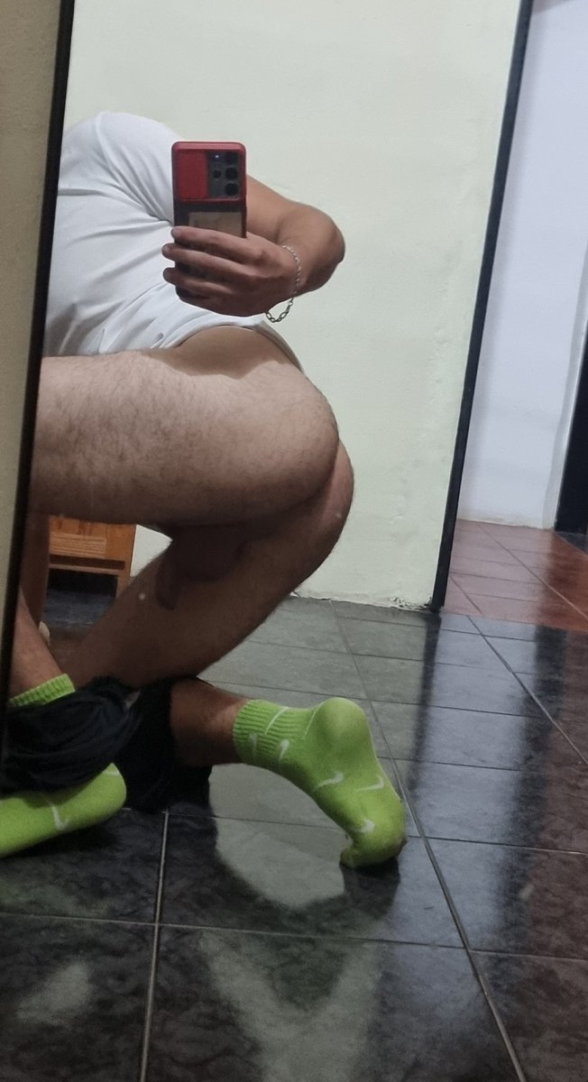 Leo ಠ_ಠ tweet media