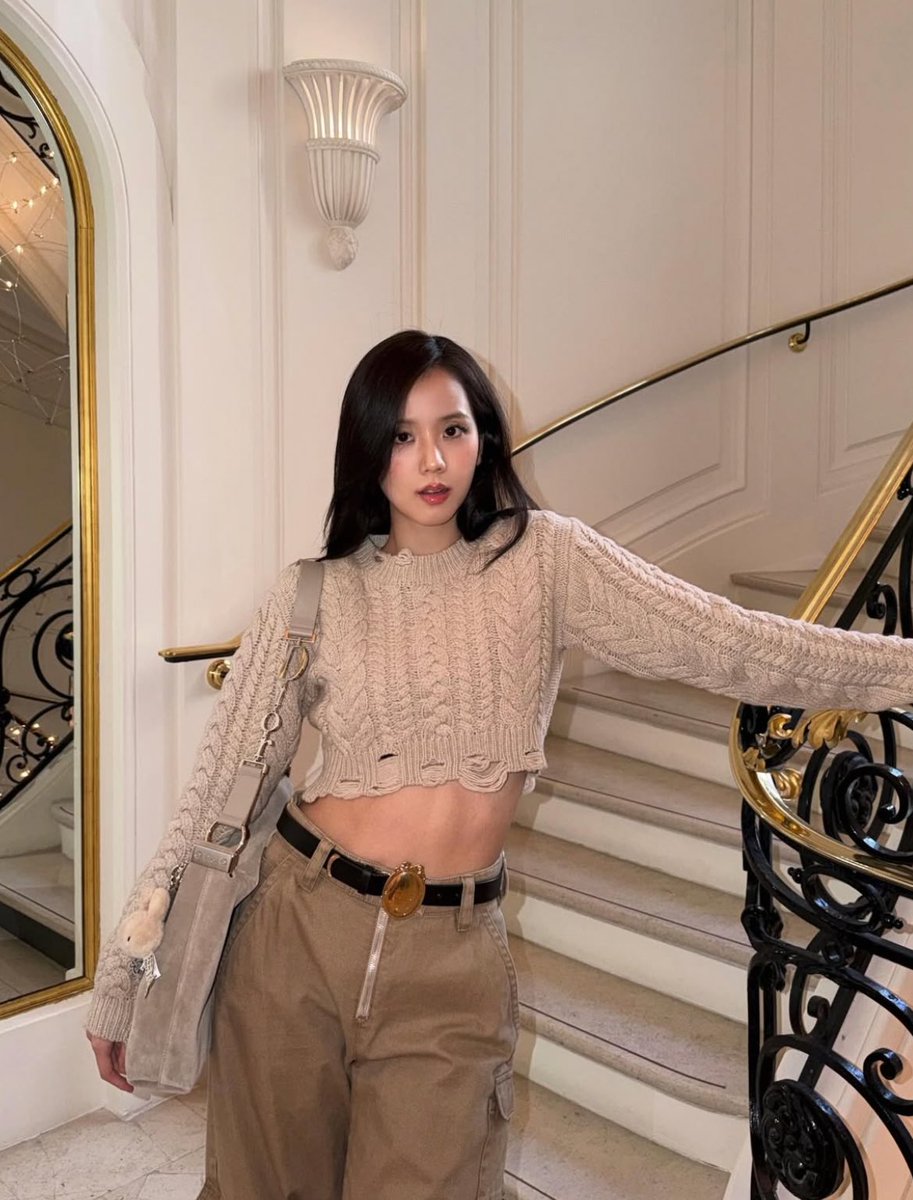 พี่จีซูวัสดุแฟนสาวมาก พี่สาวคนสวยที่ชอบเล่นกับใจอ่ะ แล้วเด็กผู้หญิงจะอยู่ยังไงงงงงง😭💔