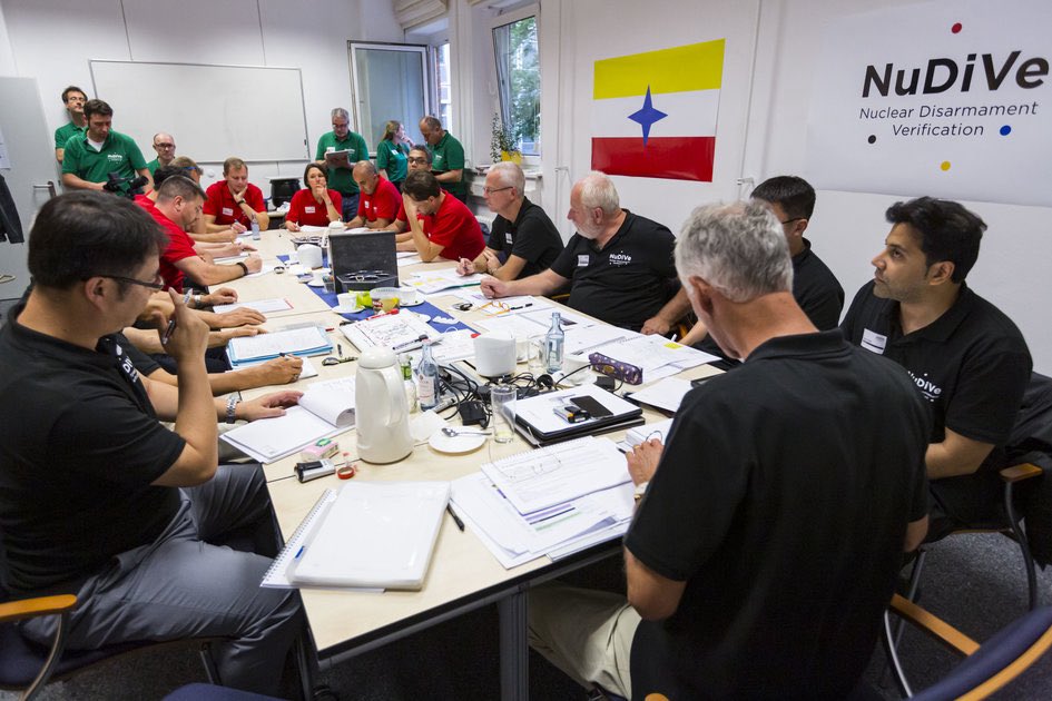 jmc_nonukes's tweet photo. 🇫🇷 & 🇩🇪 proudly promoted their nuclear dismantlement exercise, NUDIVE since 2019
Now they set up a “high-ranking nuclear steering group” and move into the full cycle of the bomb.
So much for non-proliferation…
#Macron #ForwardDeterrence #NPT2026 https://t.co/SywYJkX3oI