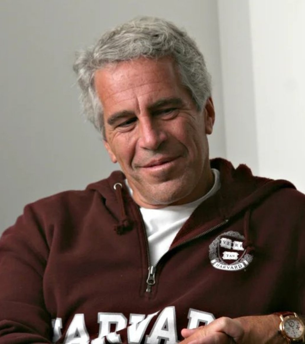 💥 MASSIVE 

DOJ has deleted over 65,000 pages of the Epstein files.