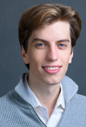 RareLootNPC's tweet photo. This absolute dork... 😂Leopold Aschenbrenner just did what? He just flipped $225M into $5.5 BILLION in under 12 months.  Bro isn’t investing… he’s straight-up cooking the AI collapse speedrun while the rest of us are still hard-stuck in the tutorial.  Turned $300M into $700M on CoreWeave!!! 🚀

This pretty boy called it way before anyone.  And with that face? Bro’s out here taking all the ladies… and the lady boys… and our money. Some people really do win at life 📷 #AI #Energy #Investing #CoreWeave #BloomEnergy #Bitcoin