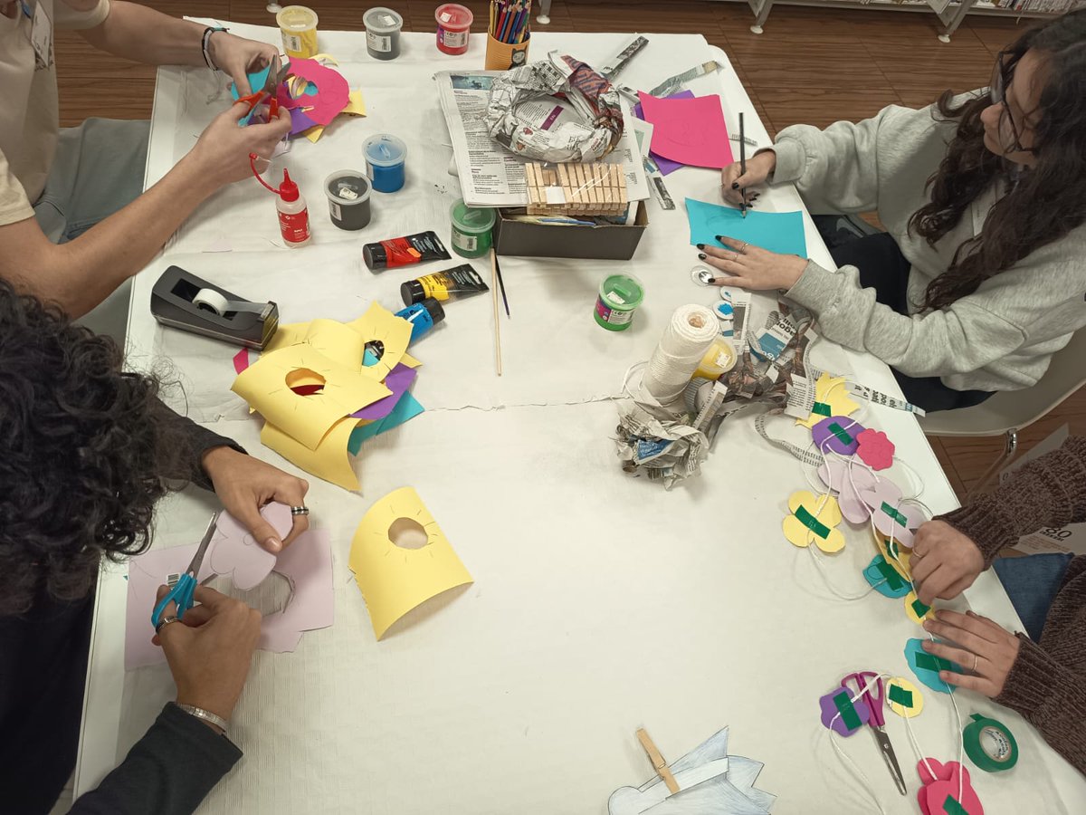 Biblioteca d'Alcanar tweet media