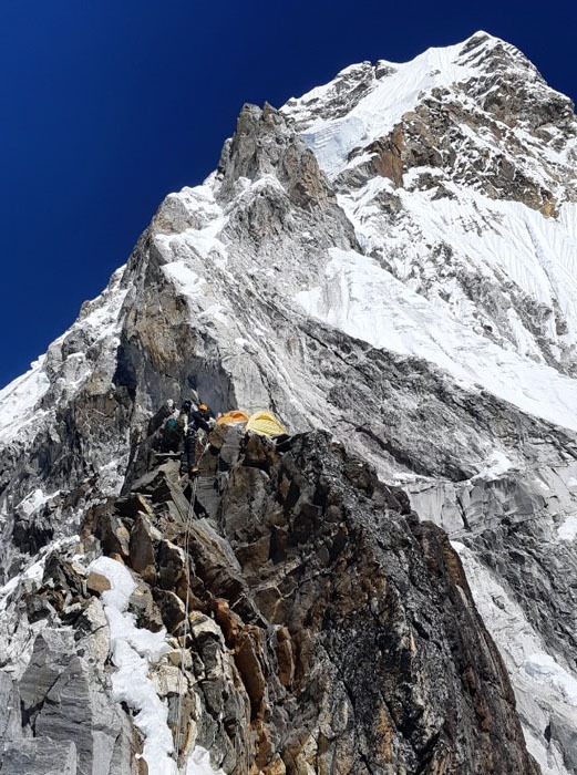 SummitClimb tweet media