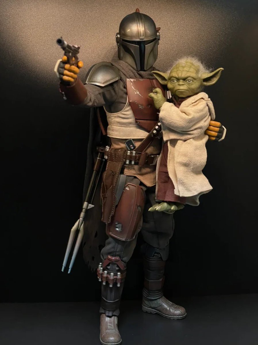 バズ ライト tweet media