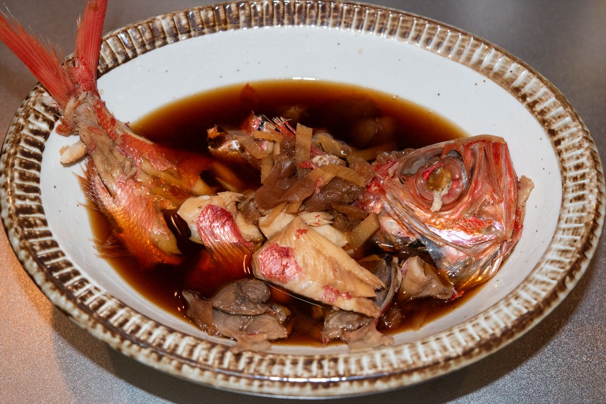 昨日のキンメダイ
とてもおいしかった

あとは……崩れない盛り付け方だな! 