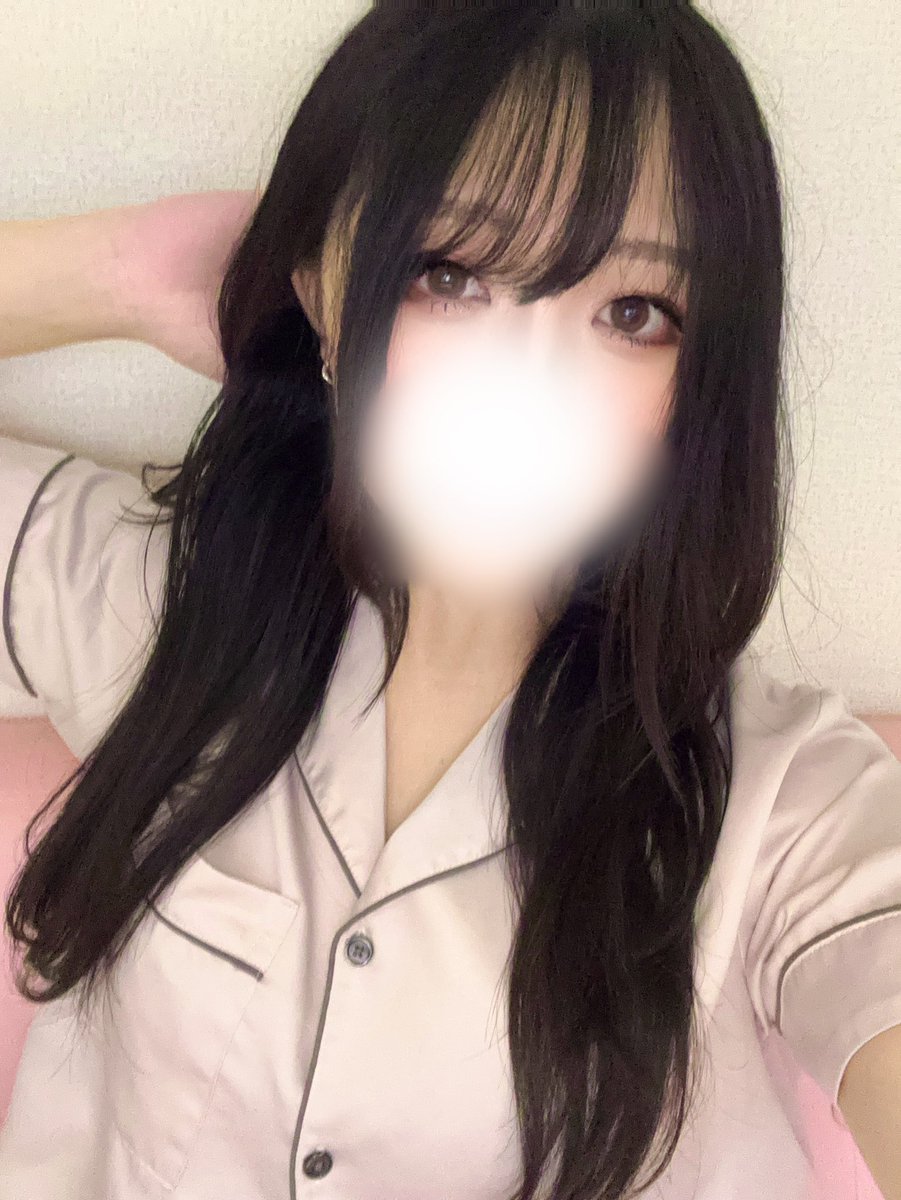 みお tweet media