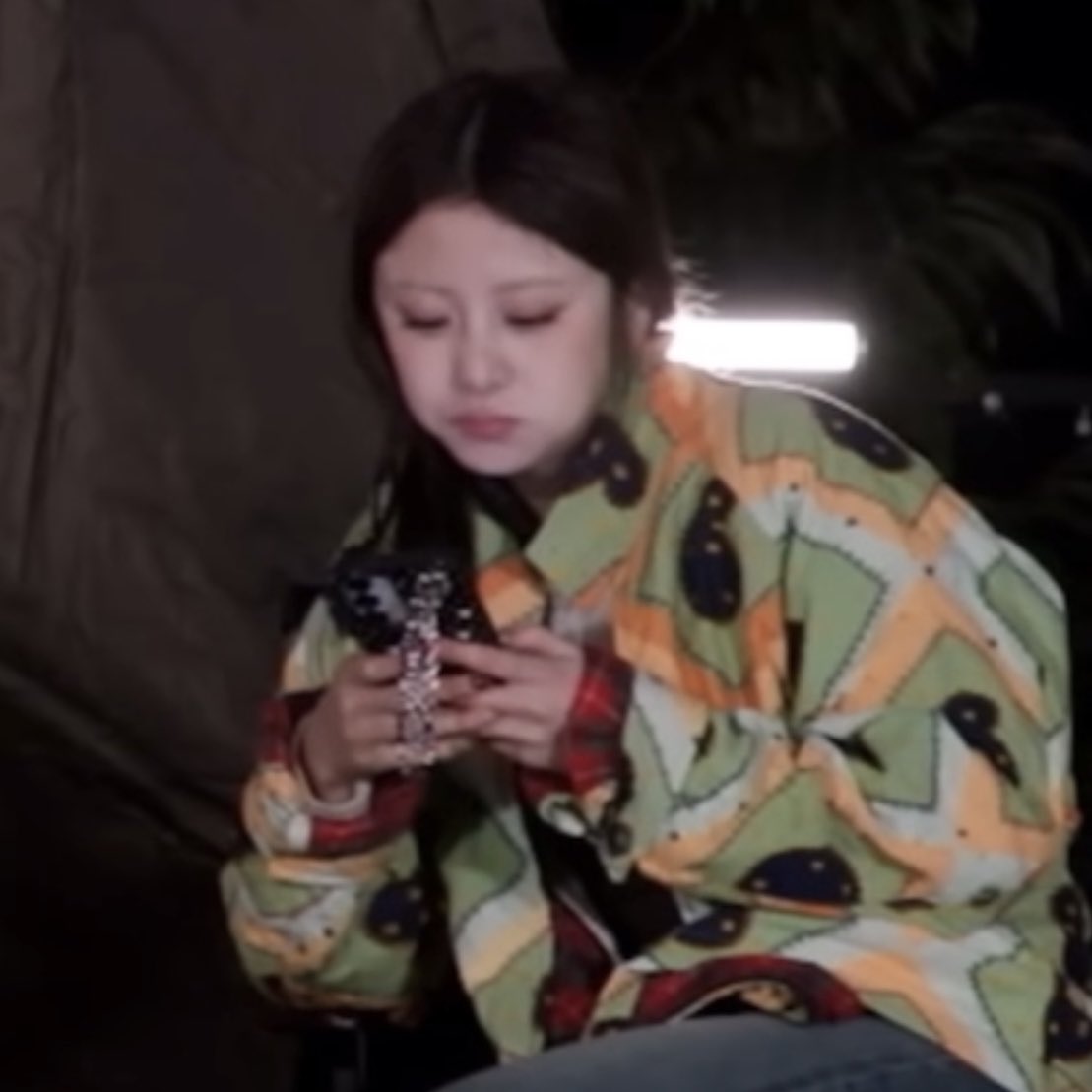 양볼가득냠냠이