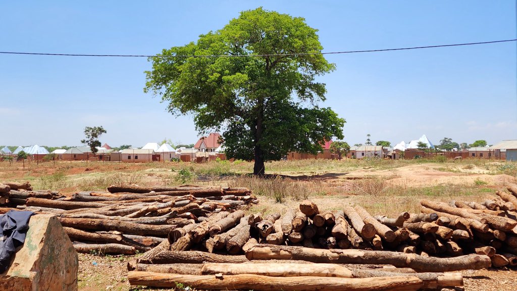 IAmHaule's tweet photo. Natural resources = national assets.
Protecting  and optimizing them requires deep, localized insight.
@AfriMalInsight reflects our commitment to economic and strategic realities of Africa’s resource sectors.
Visit: https://t.co/vR4tLLoQje
#SautiYaRasilimali #PoliciesInAction https://t.co/UqF6jB6oBS