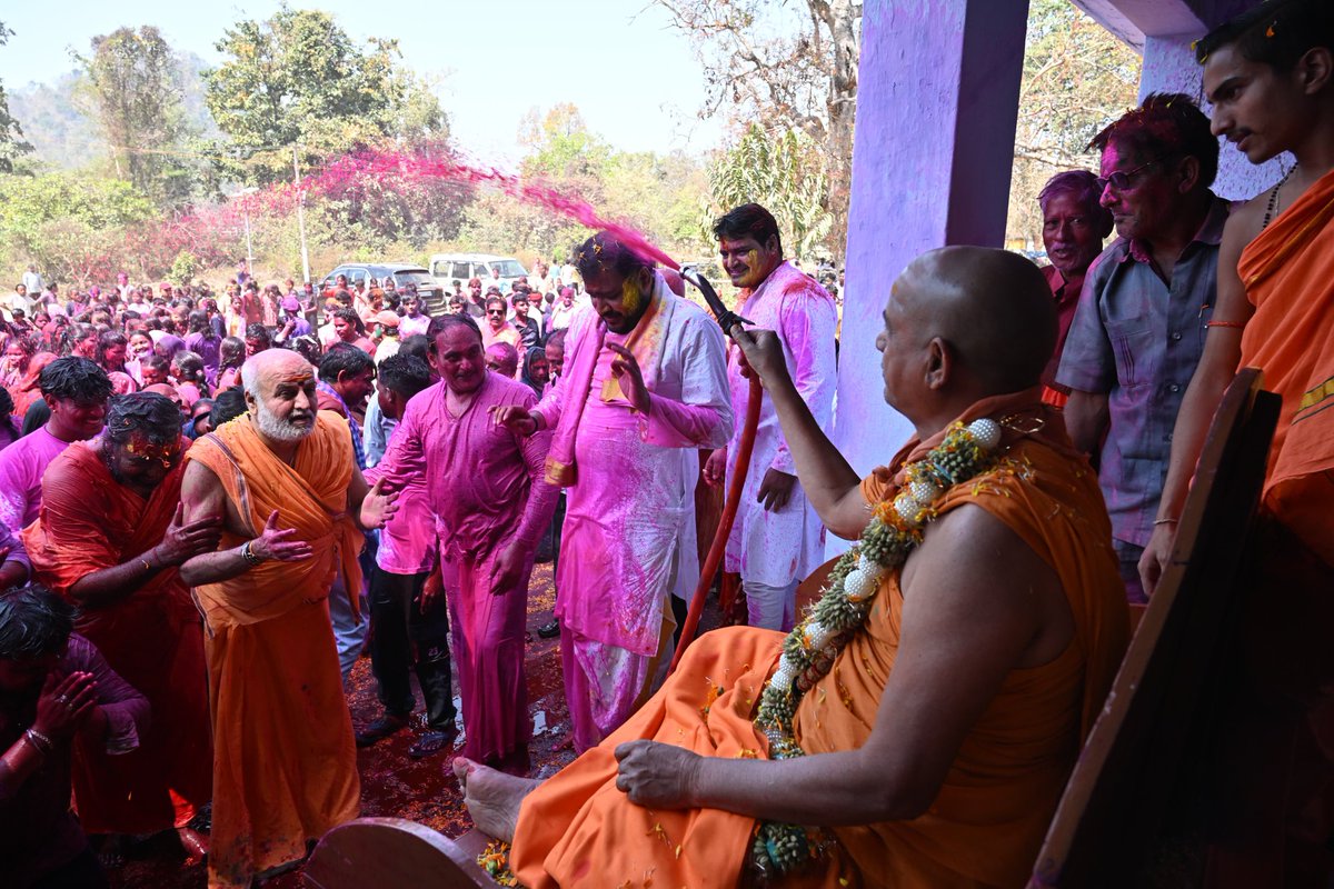 Jagadguru Shankaracharya Dwarka SharadaPeetham tweet media