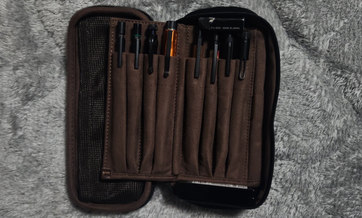 れいにー tweet media