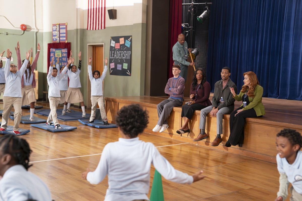 Rules of the gym: never skip leg day, and never skip #AbbottElementary day 🏋️ A new episode starts NOW on ABC!