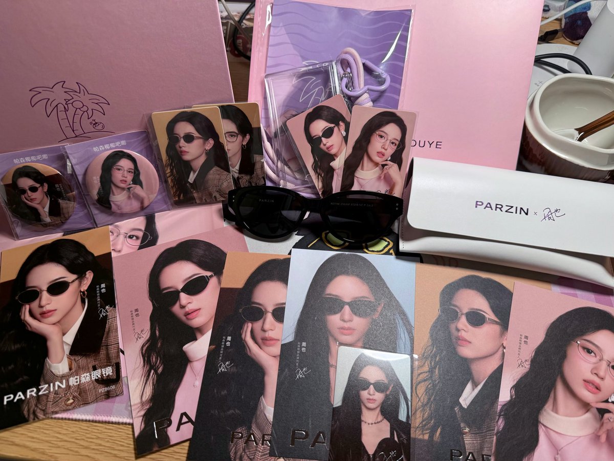 crystkep's tweet photo. The photocards and inclusions hello?????? and the big ahh billboards??? PARZIN is going all outt
#ZhouYe #PARZIN https://t.co/wZ8UdyG3lL