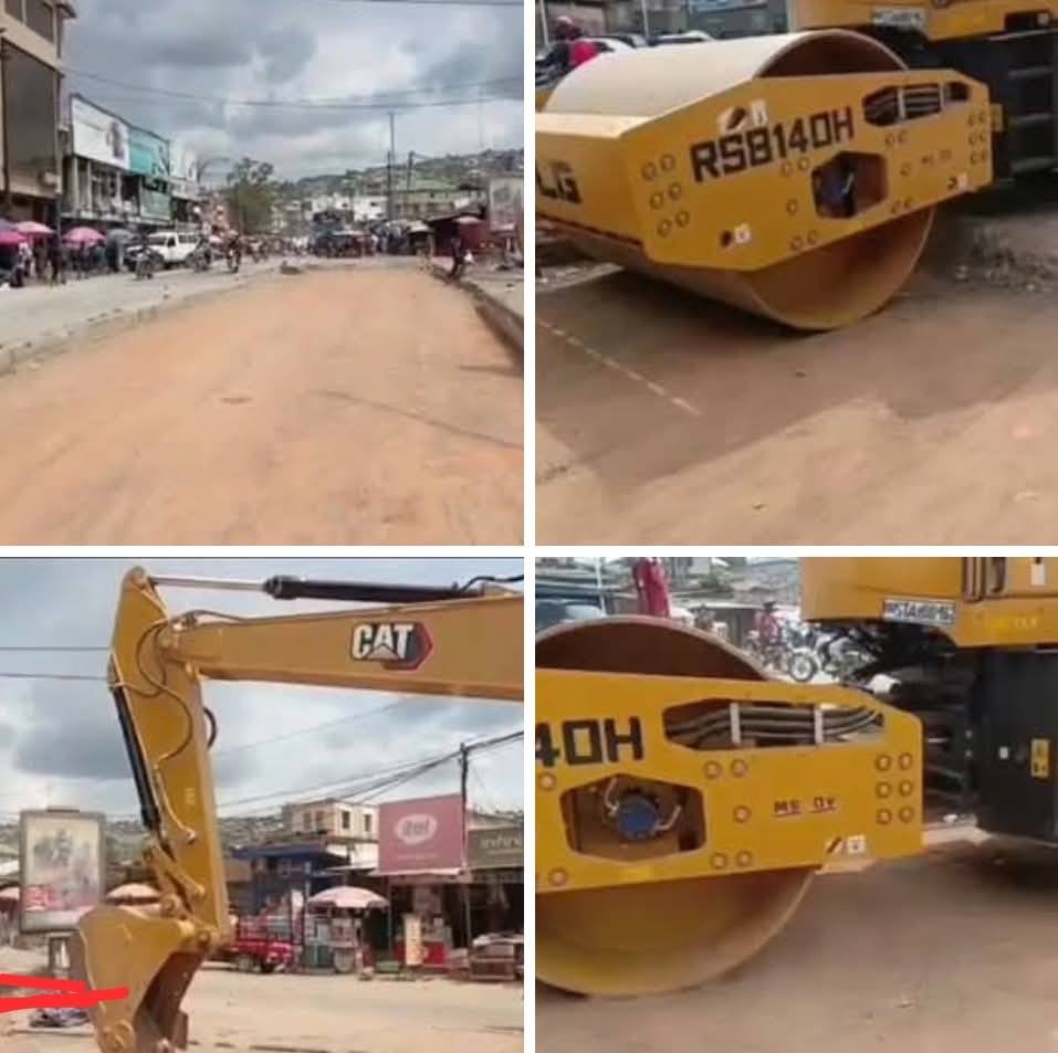 JKapitene's tweet photo. #Matadi, début d la deuxième phase des travaux d la réhabilitation de la chaussée du rond point Kinkanda... Merci au Gouv #Bilolo et le bâtisseur #FatshiBeton2048 https://t.co/cgOeys5zPi